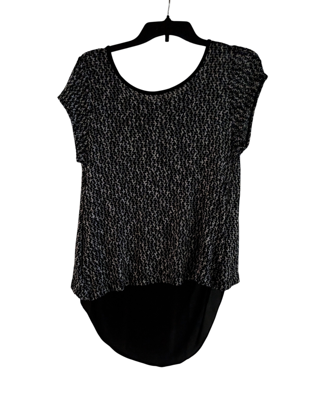 Bwear Black & White Knit Short Sleeve High-Low Top Size M